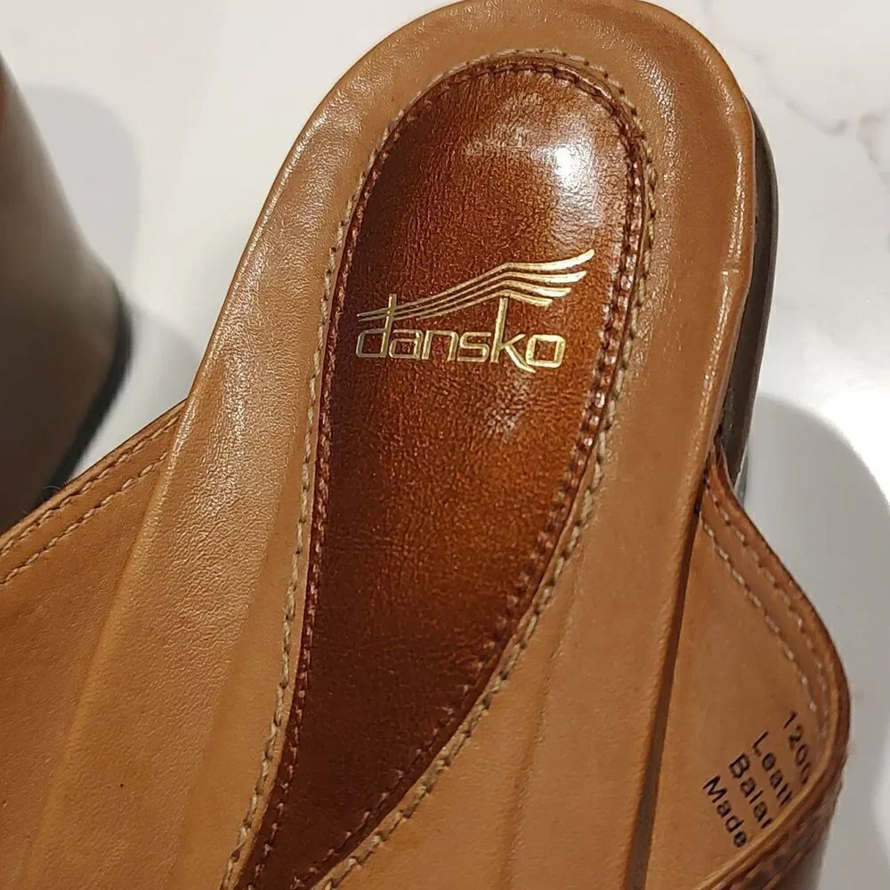 Dansko Brown Ava Wedge Slip On Cross Strap Comfort Sandals Size 38